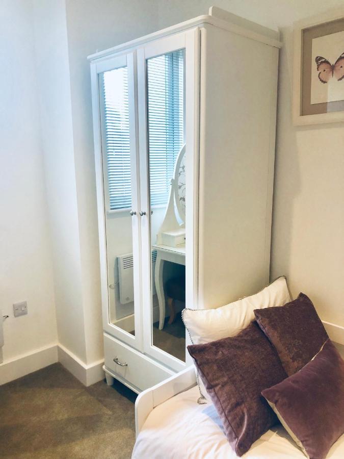 Snapos Luxury Serviced Apartment - Meridian House Bedford Exterior photo